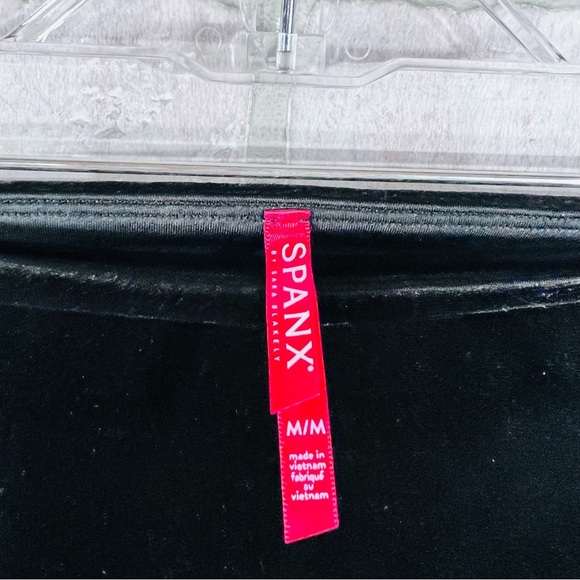 SPANX Velvet Black High Waist Leggings Size M Style 2070 - Picture 7 of 10